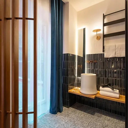 Palazzetto Symphony בית הארחה רומא